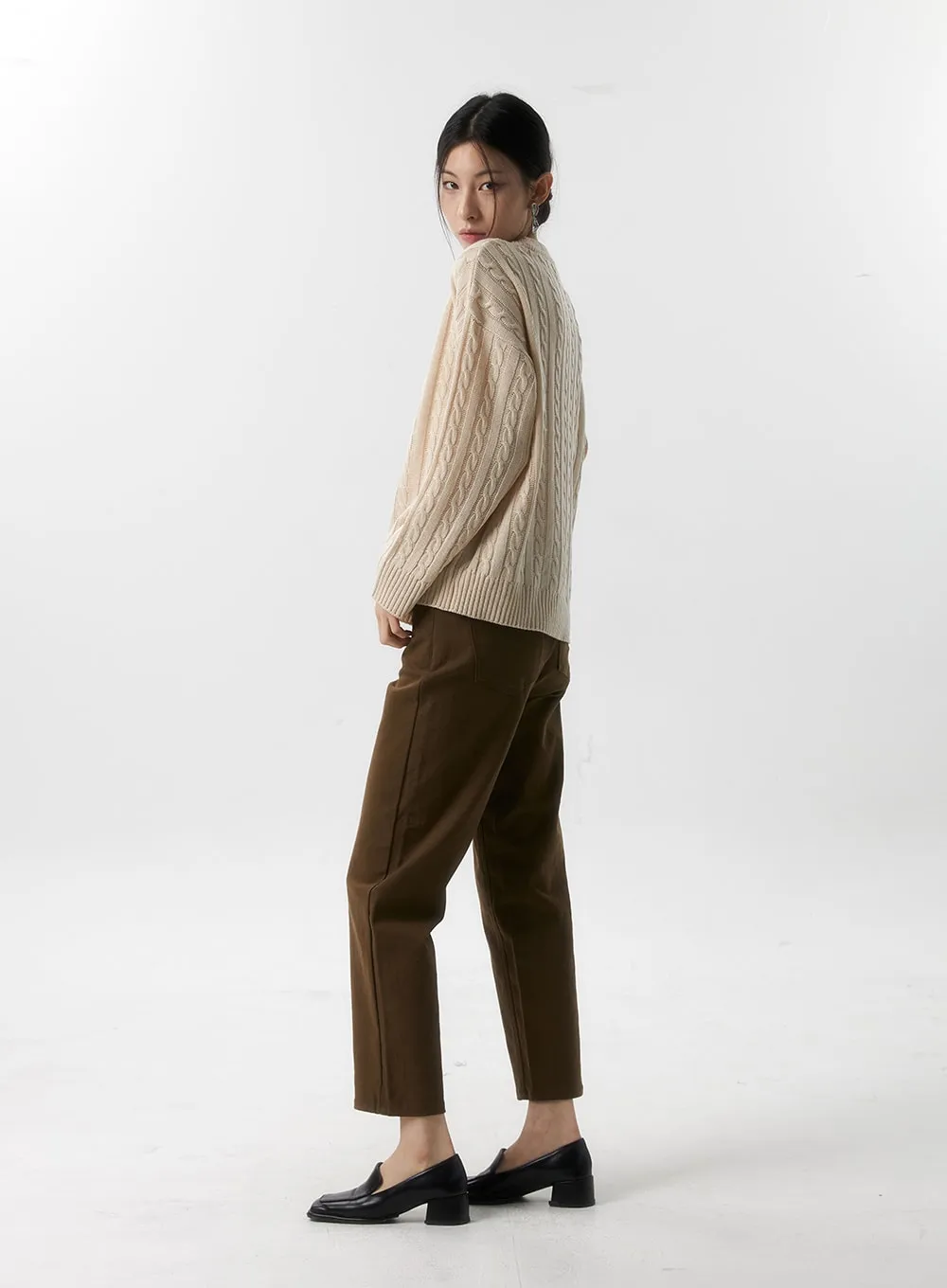 Cozy Cable Knit Sweater IS320