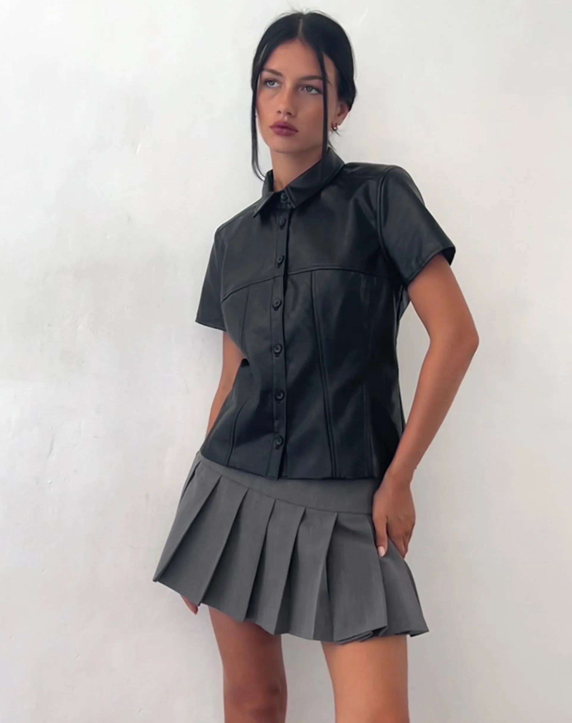 Mulan Short Sleeve Shirt in PU Black