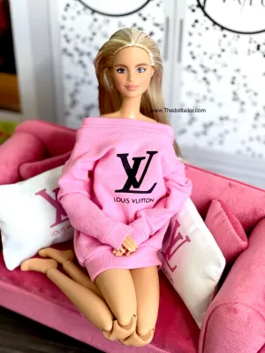 Pink sweater for Barbie doll with Logo